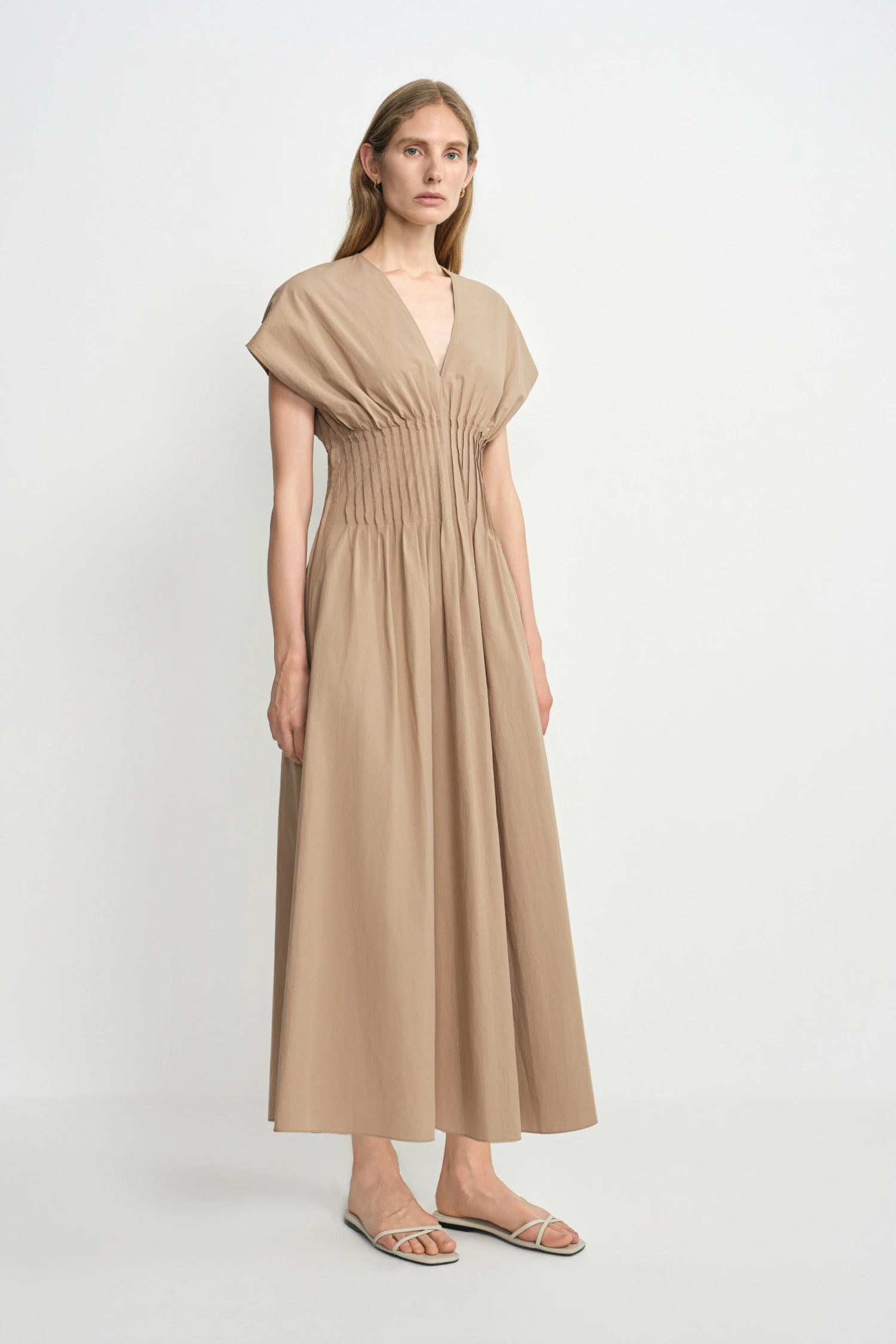 Piquenique Pintuck V-Neck Dress