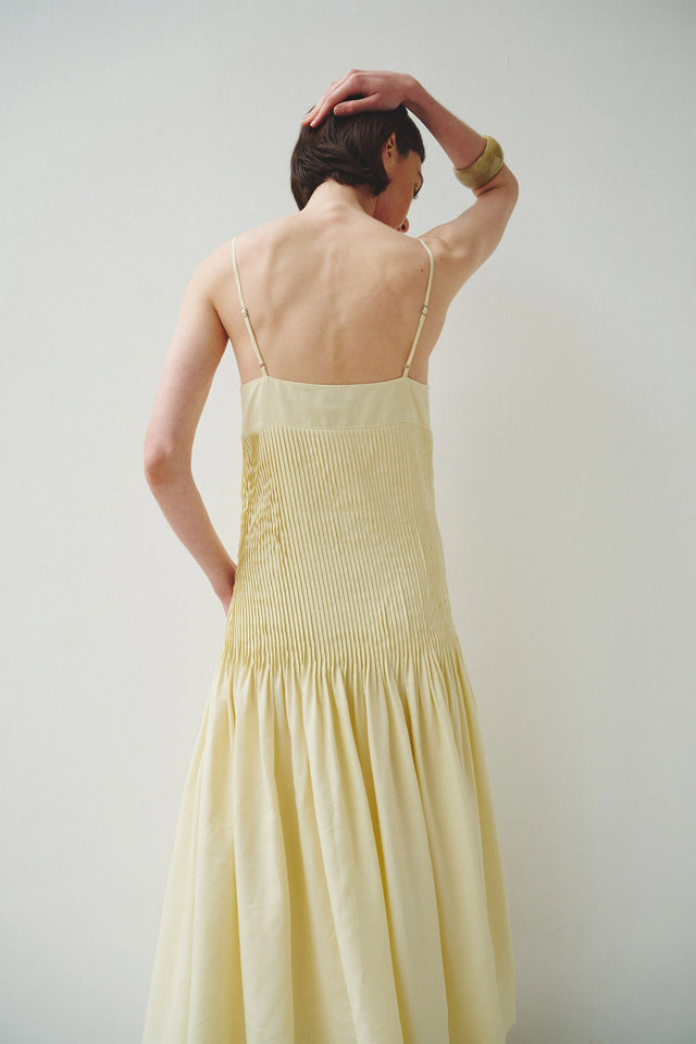 Fleursonne Pintucked Midi Dress-Italian Straw