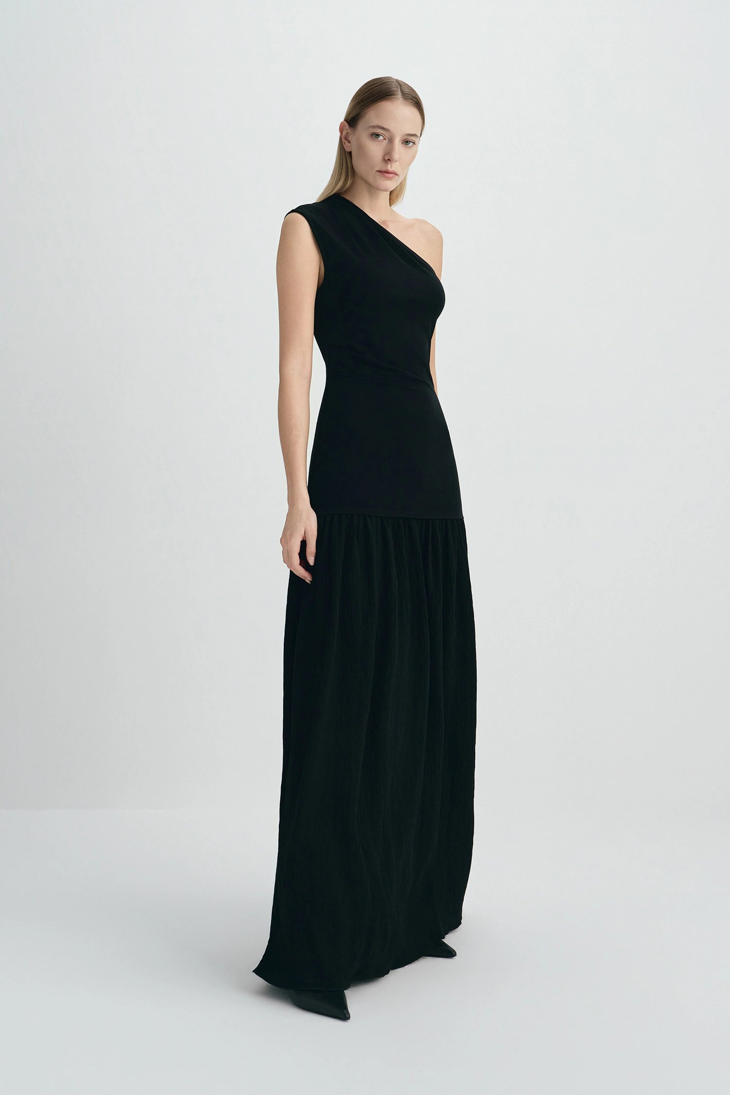 Emeraude One Shoulder Maxi Dress Black