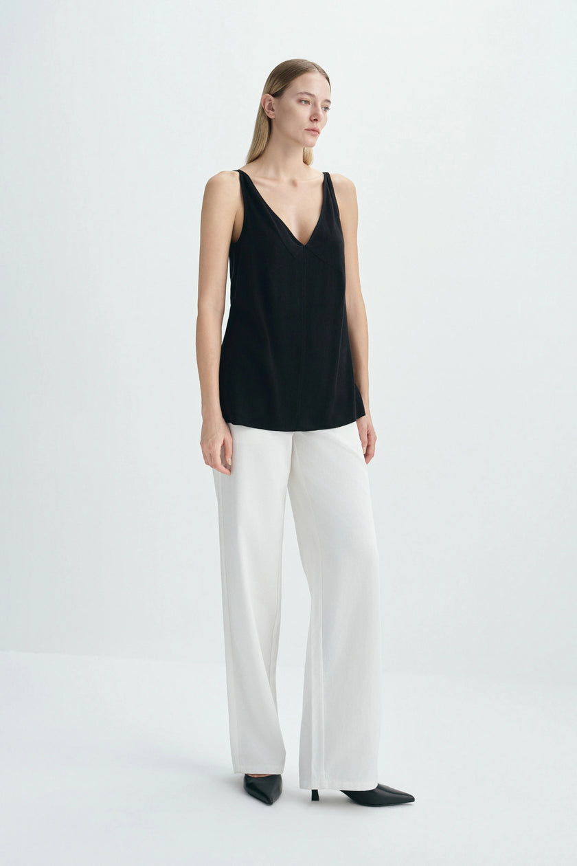 Isla V-neck Cami Top-Black