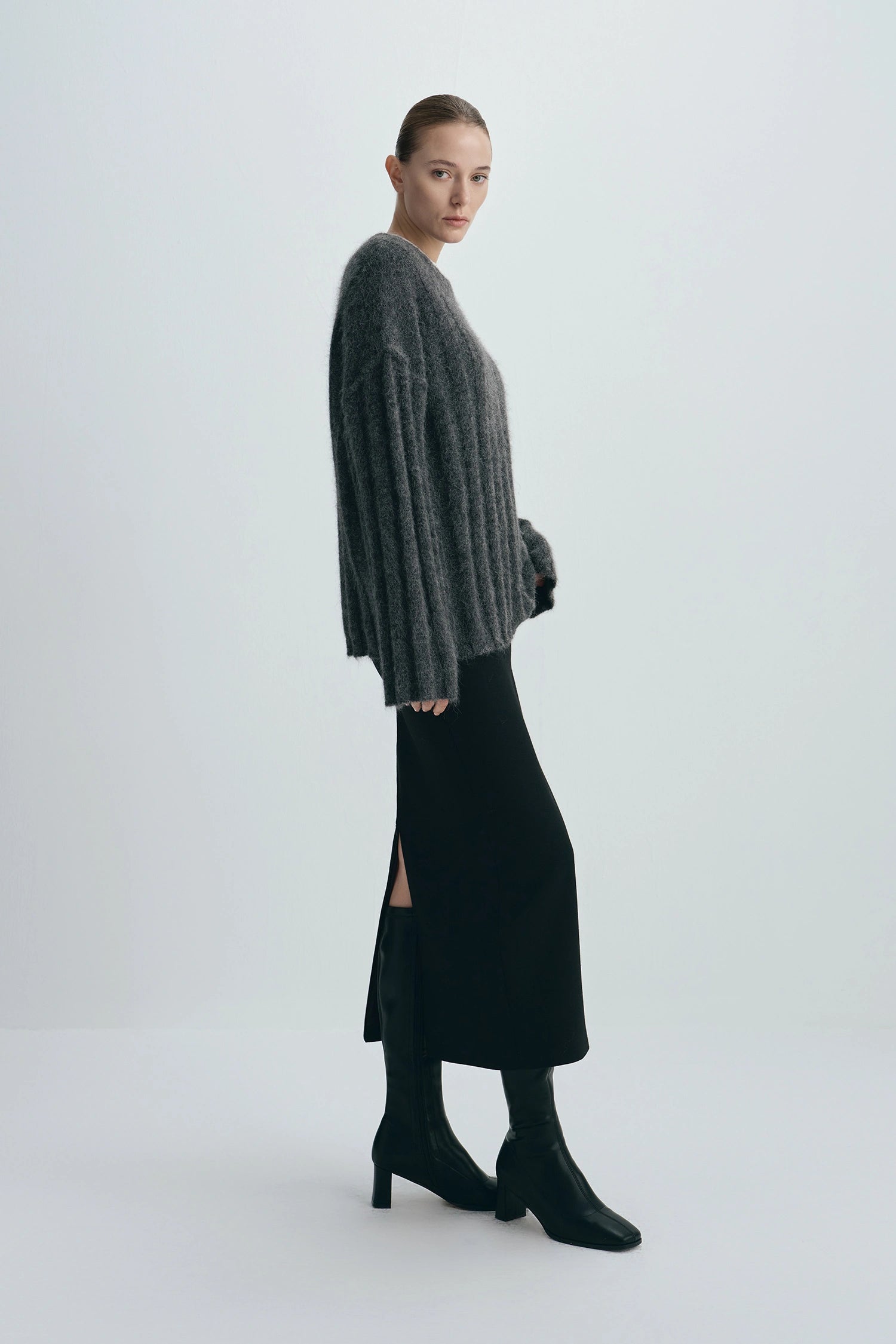 Vendome Wide Rib Boxy Sweater Cinder