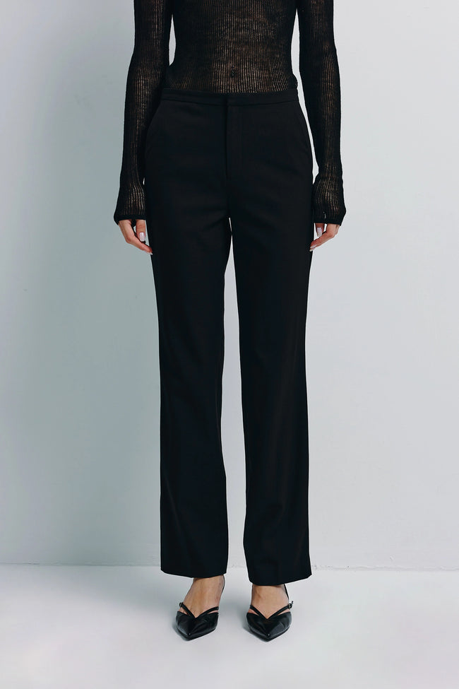 Black Lenn Straight Leg Pant by Ruesophie, tailored fit, stretch wool blend, styled with black top and heels