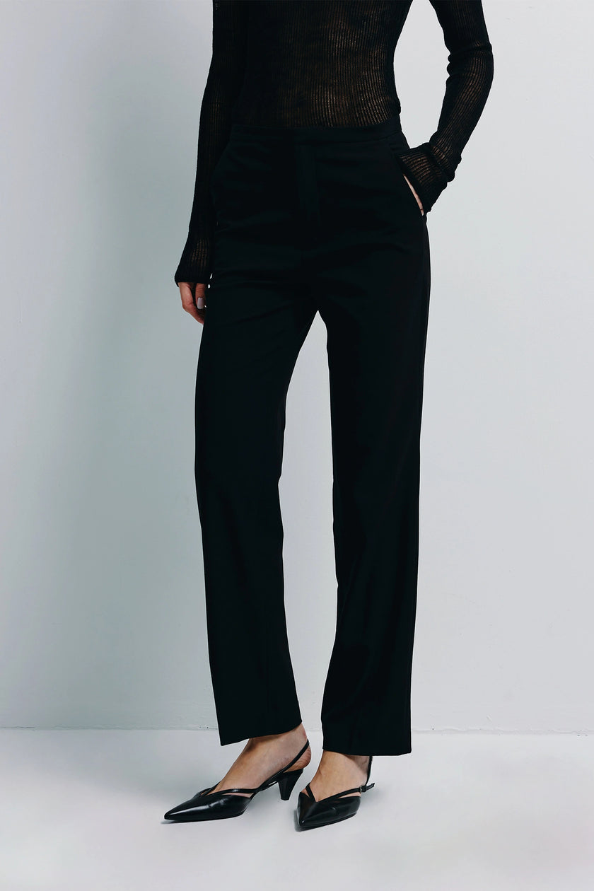 Black Lenn Straight Leg Pant in stretch wool blend. Tailored pants for women, perfect for everyday refinement.