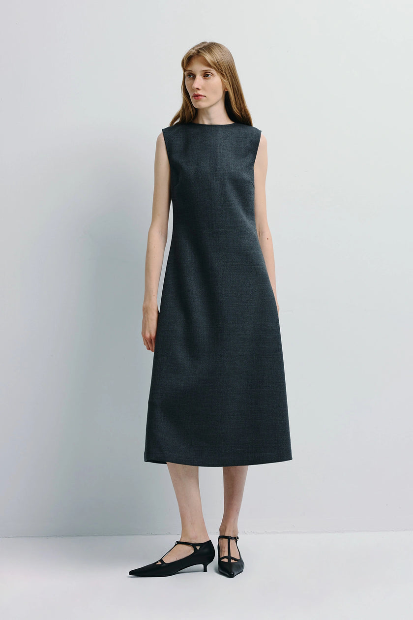 Roze A-line midi dress in dark grey, featuring a sculpted boatneck, perfect for everyday sophistication