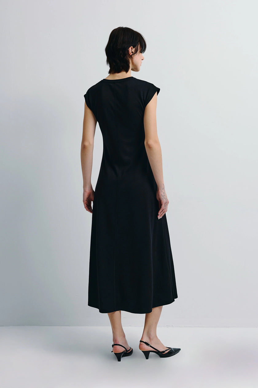 Emmy Sweater Knit Midi Dress Black