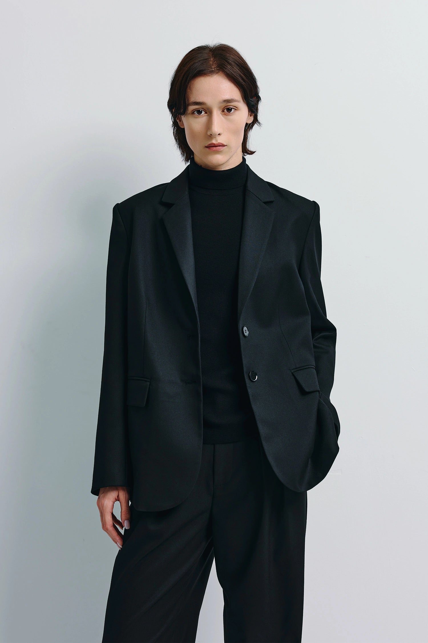 Neil Two-Button Blazer Black