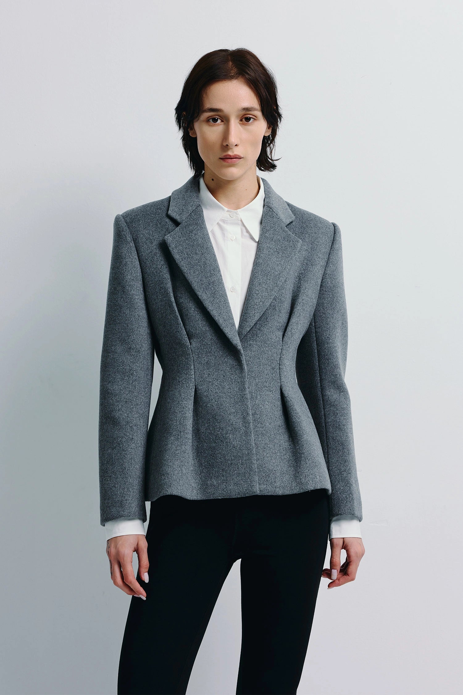 Trenton Pleat Waist Wool Blazer Charcoal