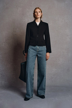 Lenn Fitted Short Blazer Black