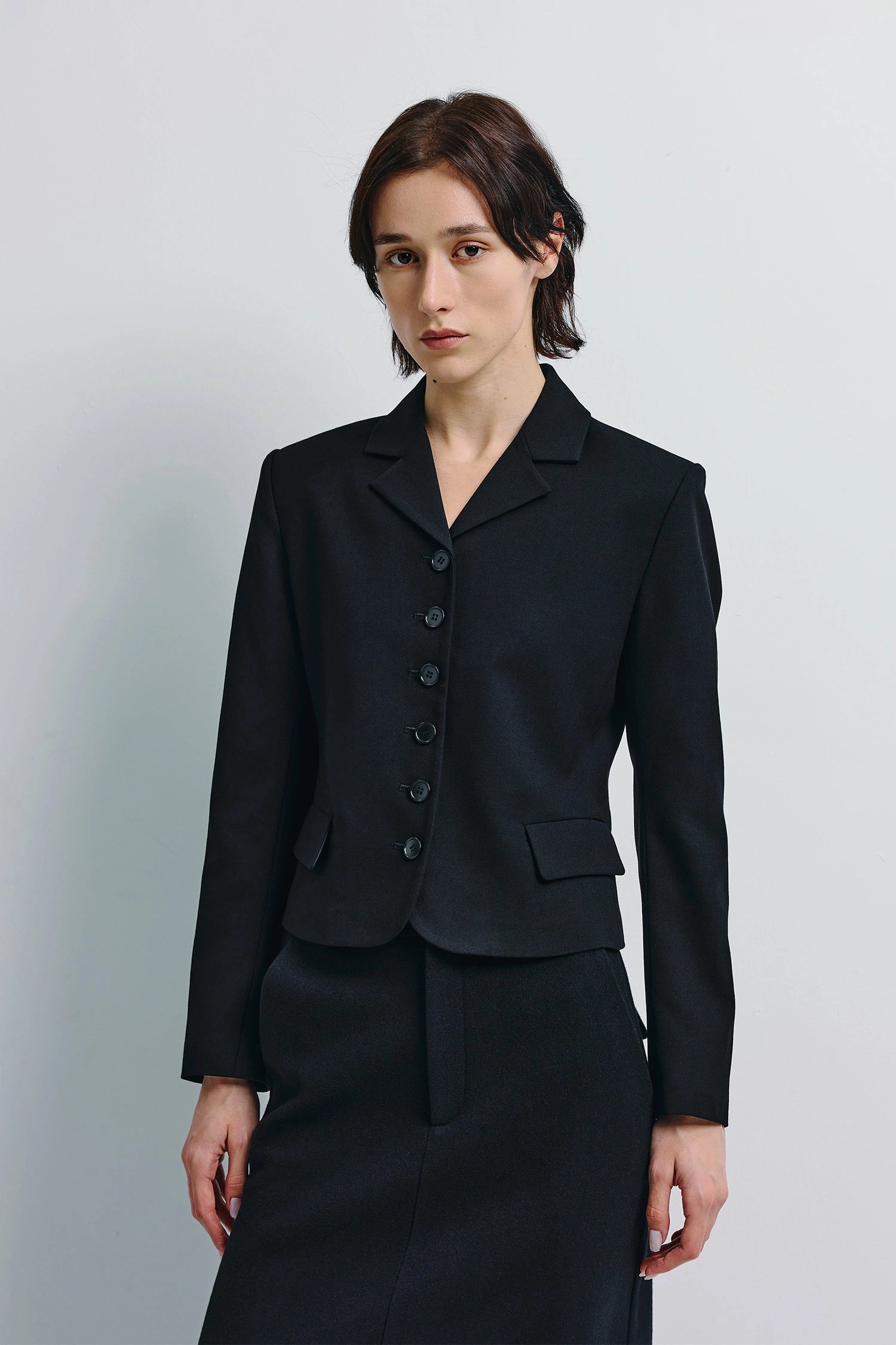 Lenn Fitted Short Blazer Black