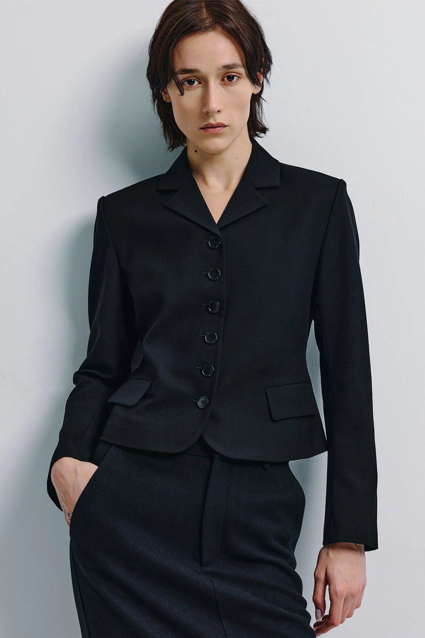 Lenn Fitted Short Blazer in black, modern tailored outfit, Rue Sophie