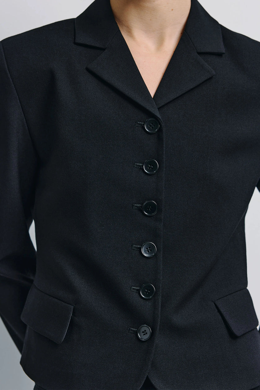 Black Lenn Fitted Short Blazer, tailored women's blazer with classic button closure and structured design