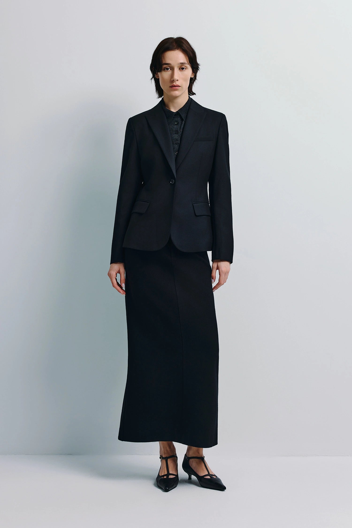 Jin Slim Waist Wool Blazer Black