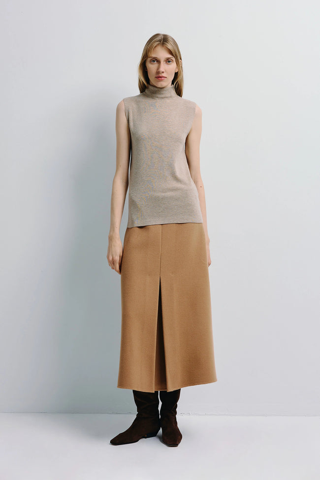 Lilou Sleeveless Turtleneck Top Camel
