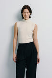 Lilou Sleeveless Turtleneck Top Creme