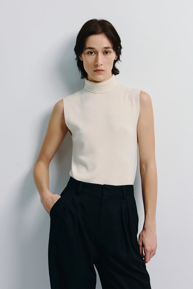 Lilou Sleeveless Turtleneck Top Creme