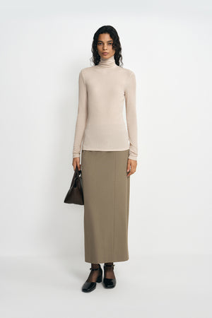 Maelis Ribbed Turtleneck Top