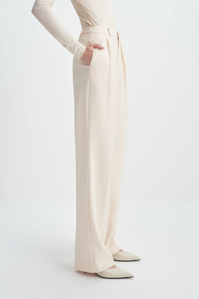 Kemi Pleated Waist Pant Buttercream