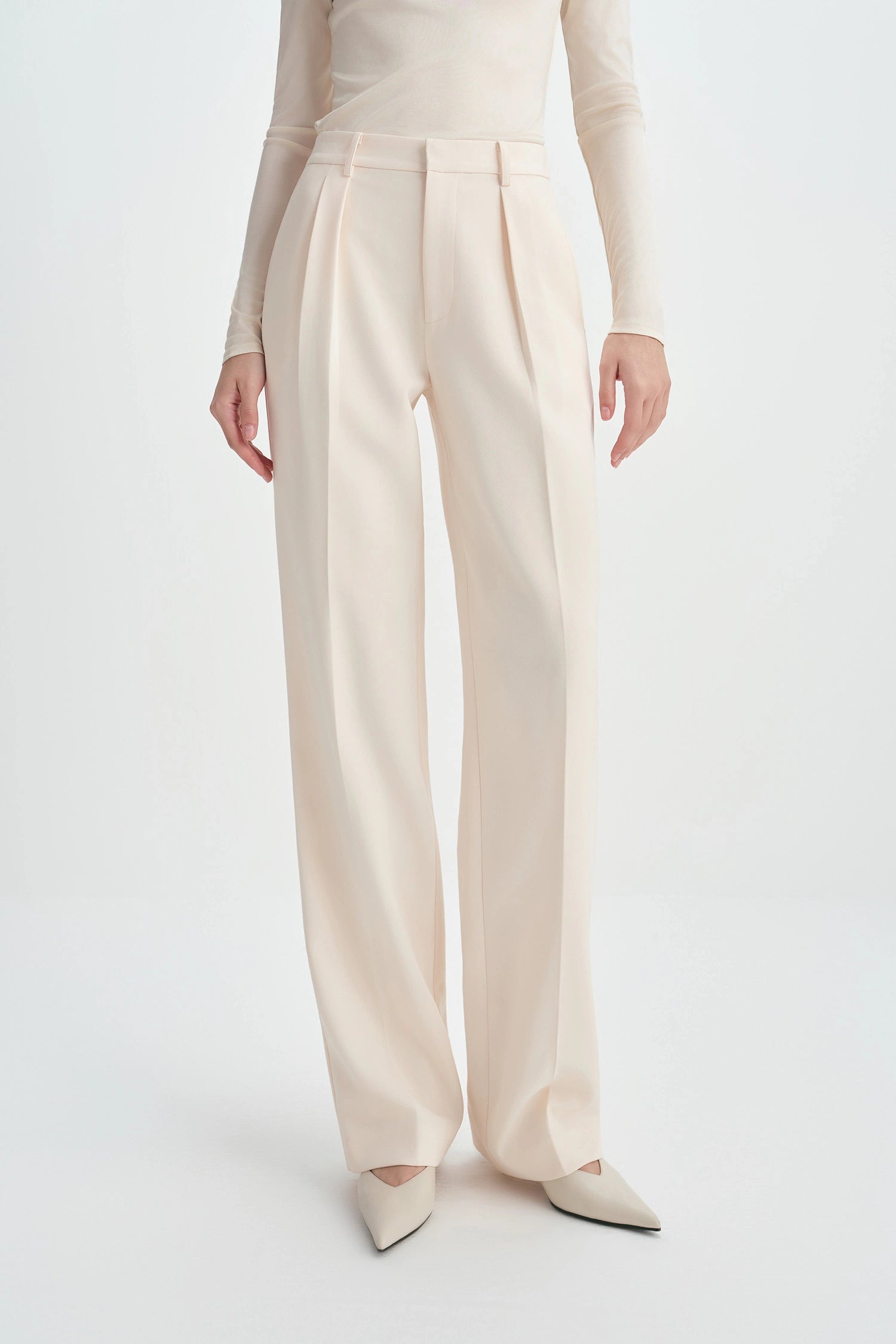 Kemi Pleated Waist Pant Buttercream