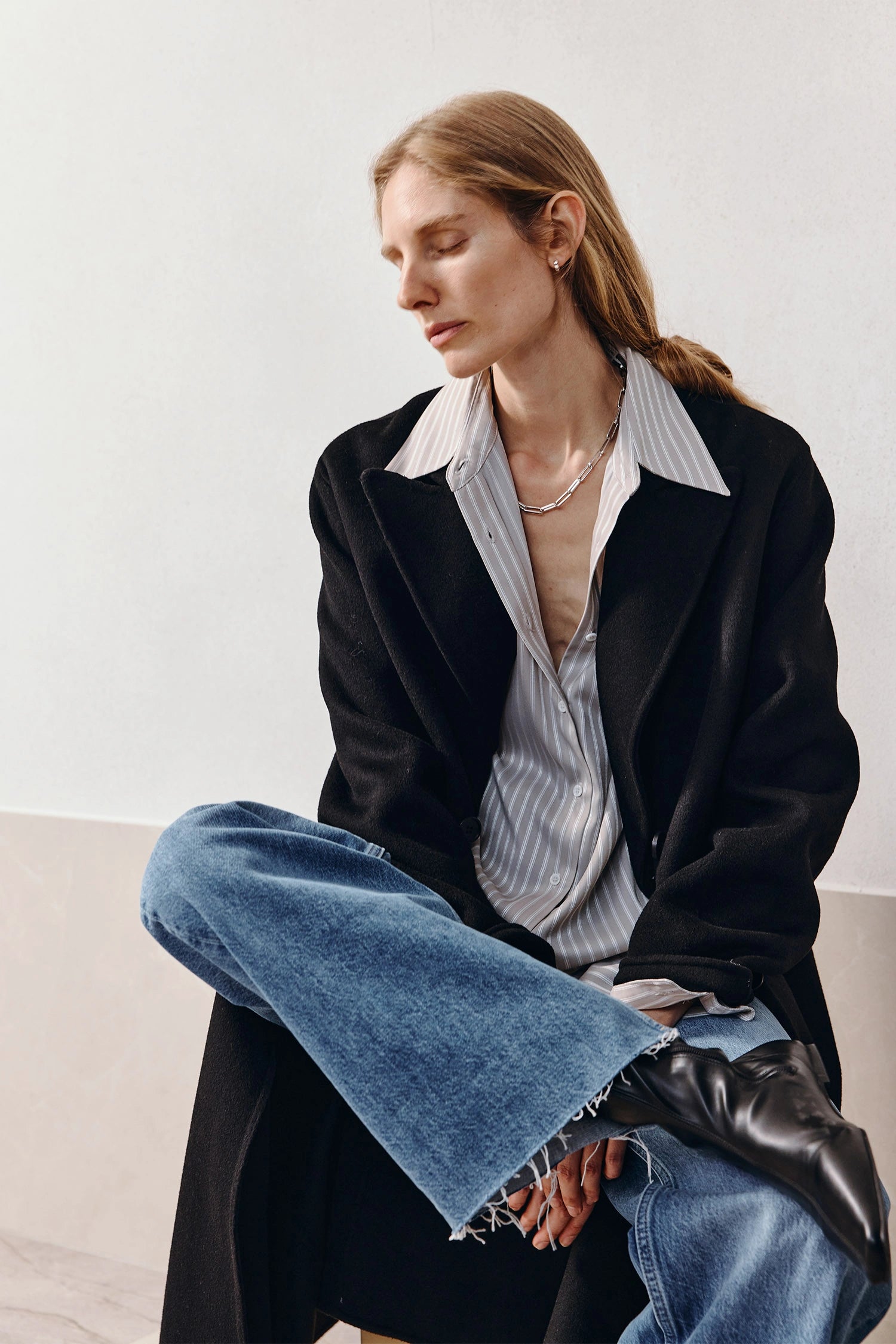 Teo Handmade Coat Black