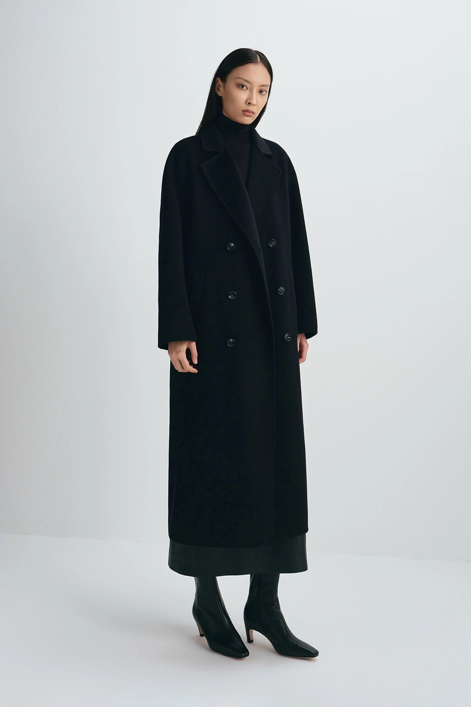 Antonella Handmade Midi Coat Black