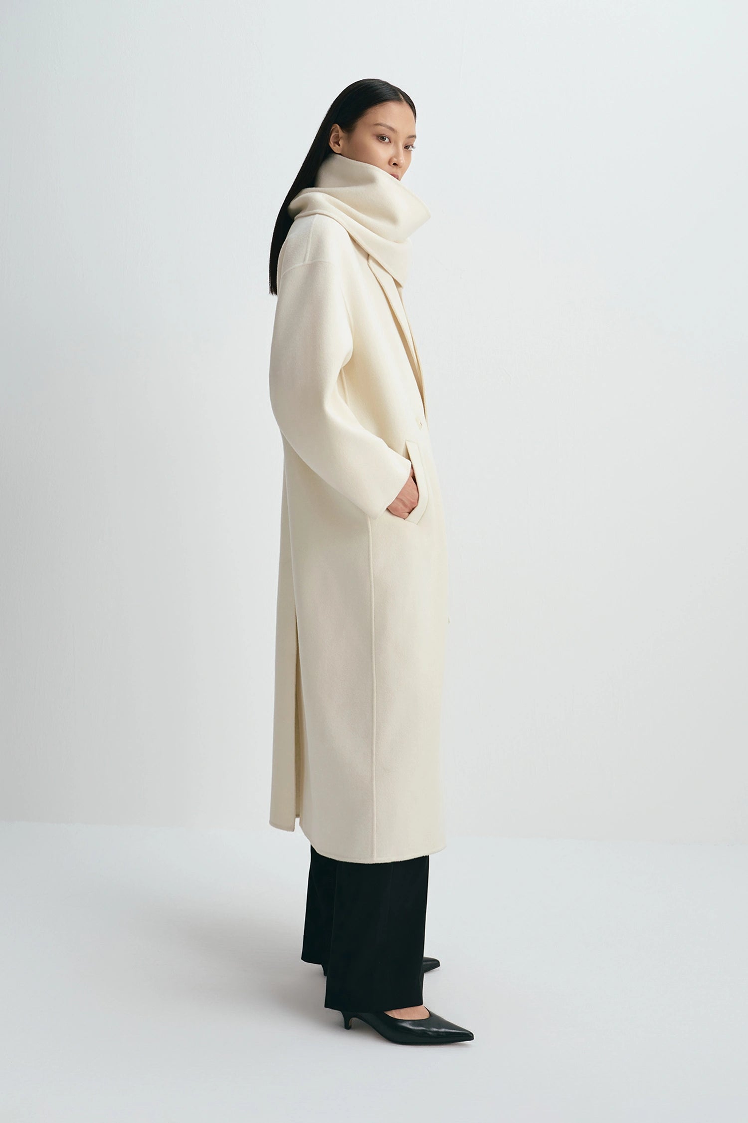 Greta Scarf Coat Creme