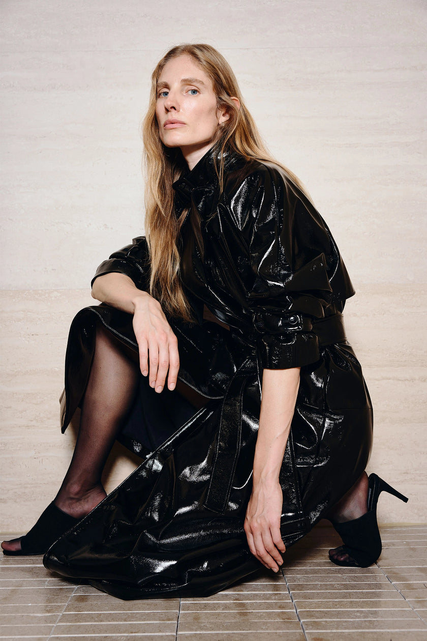 Hyde Shiny Pu Trench Coat Black