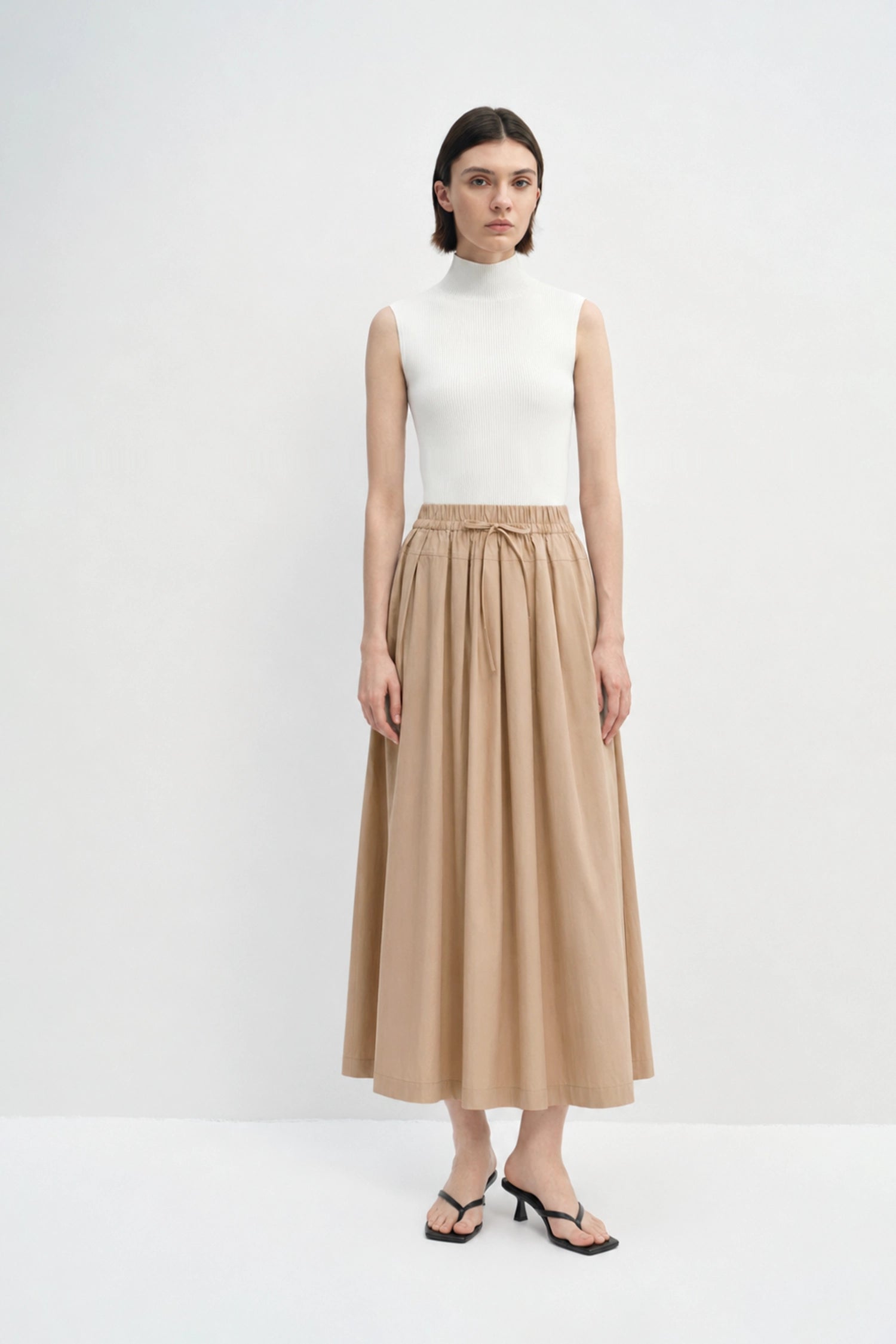 Panier Drawstring Waist Pleated Skirt