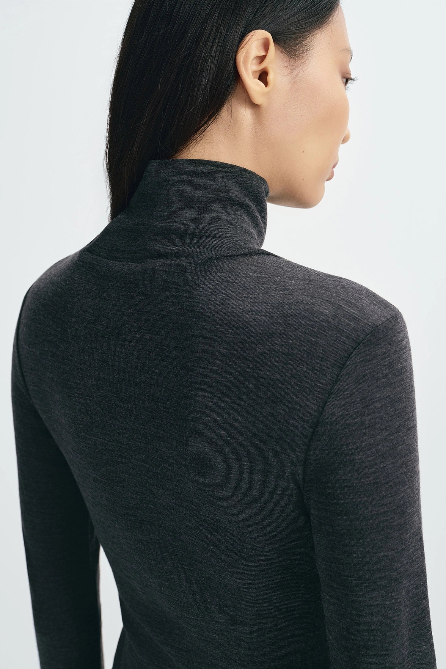 Jaliah Wool Turtleneck Top H.Charcoal