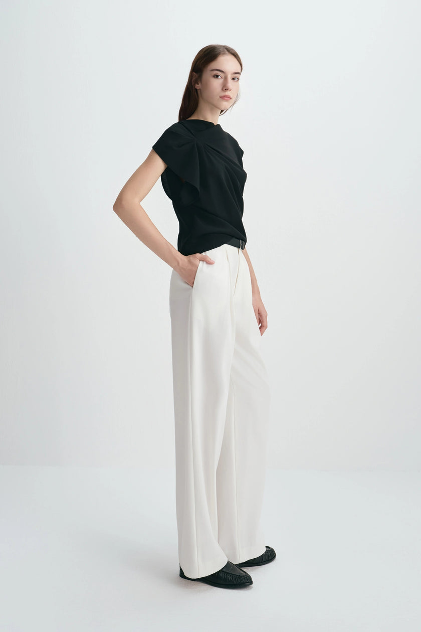 Kari Asymmetric Shoulder Top Black