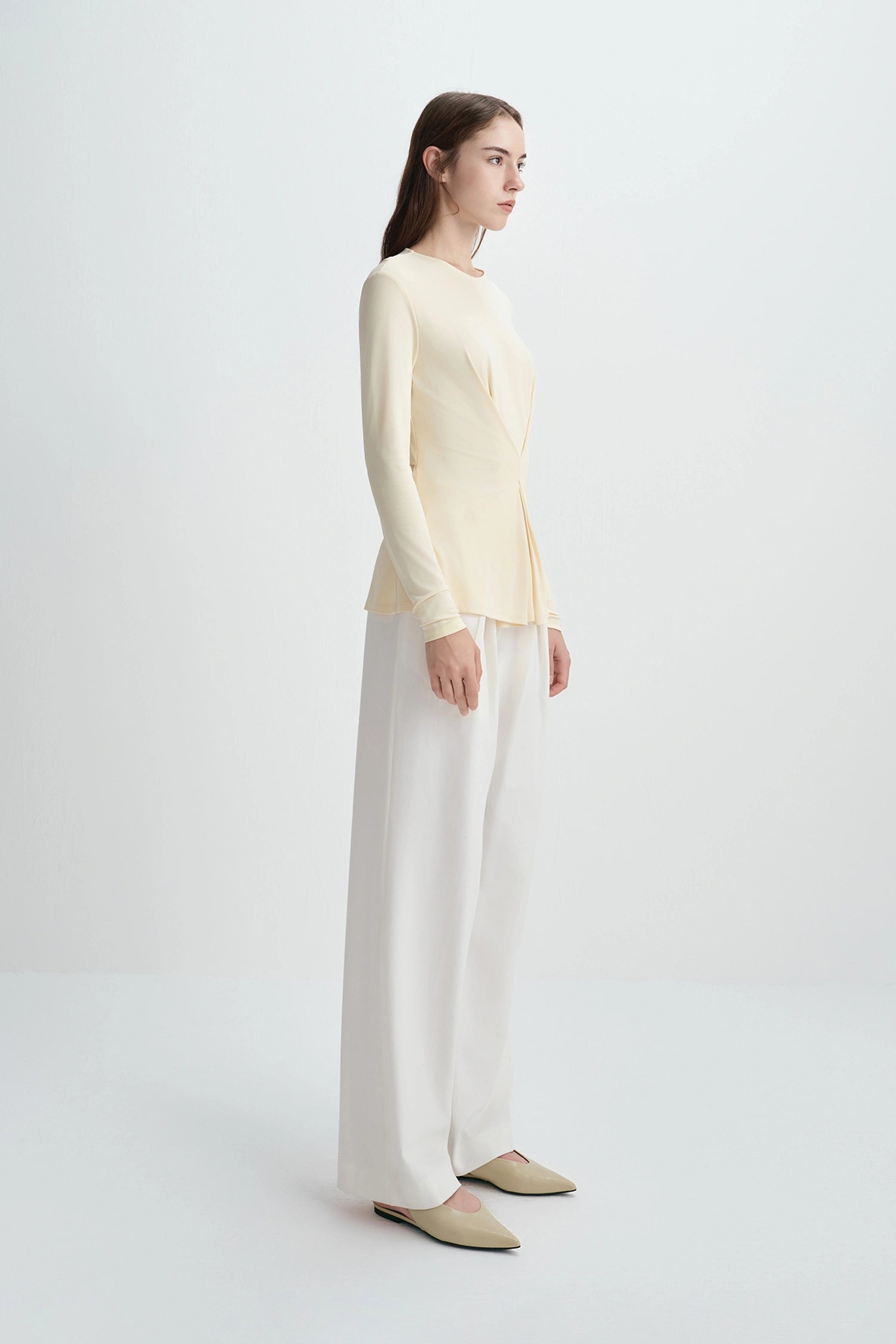 Sia Center Front Pleated Top Creme