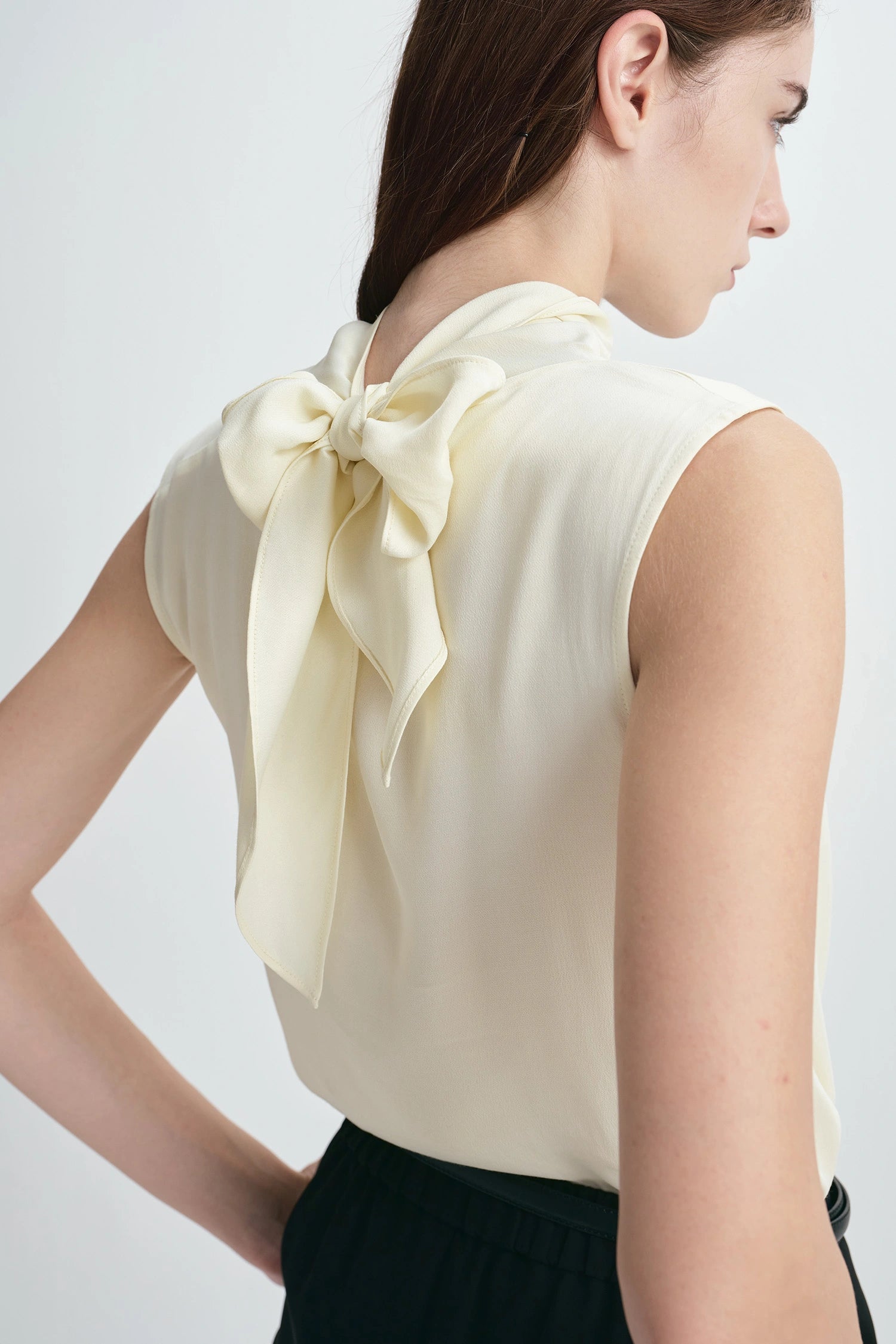 Arley Tie Neck Top CREME